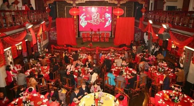 结婚是中午还是晚上 晚上举办婚礼有讲究吗