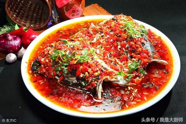 剁椒鱼头蒸多少分钟肉质最鲜嫩？