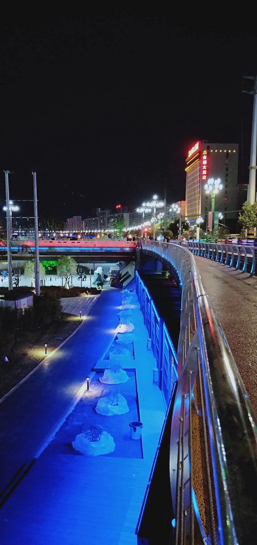 金都大酒店环境怎么样？