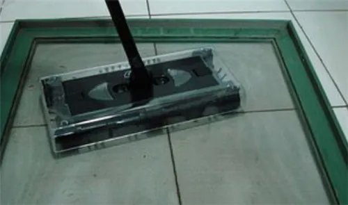 哪种胶可以粘住纱窗网