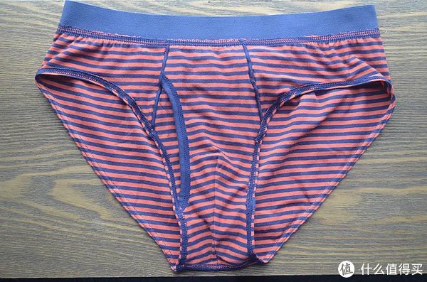 30-100元男士内裤系列测评 篇四：三角内裤测评 舒雅、优衣库、DA、蕉内、螃蟹秘密5款