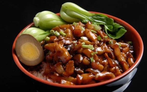 卤肉饭怎么做呢？