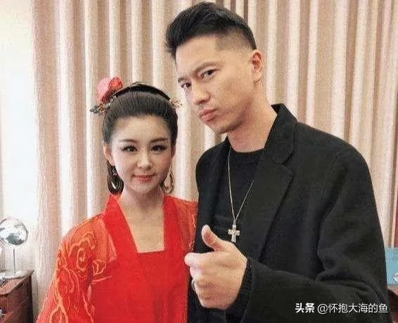 如果以李文亮英雄为原型拍一部电影，你觉得哪几个人比较合适？