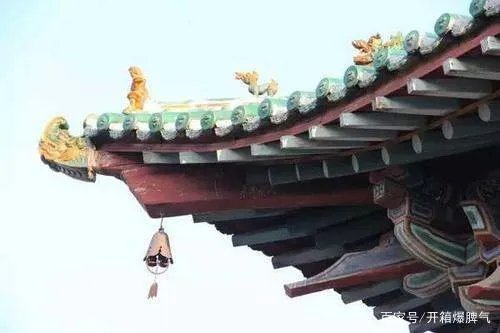 哪一个寺庙没有钉子，仅一根柱子过了千年呢？