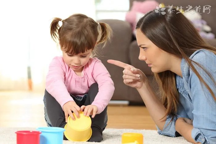 如何预防社交退缩症