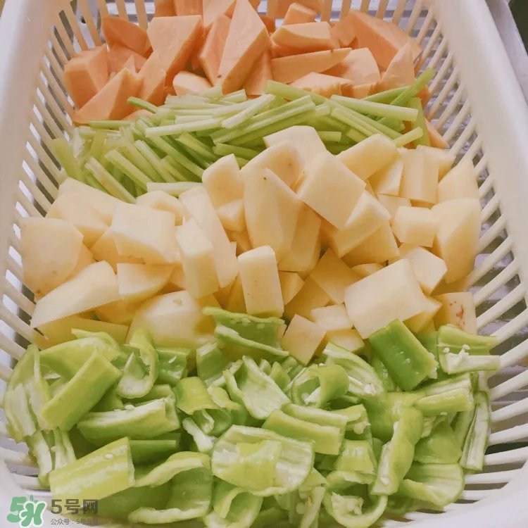 三汁焖锅的做法 三汁焖锅酱料配方解密