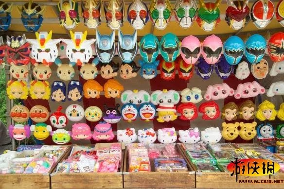 隐藏身份装神秘 盘点戴着面具的八大游戏角色