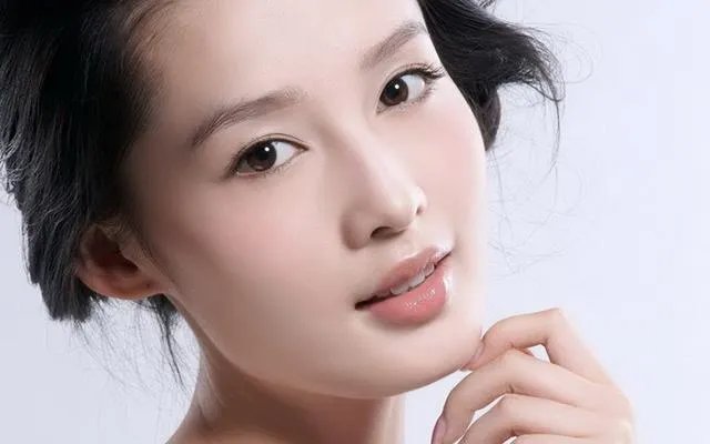 有什么好看的李沁的图片分享？