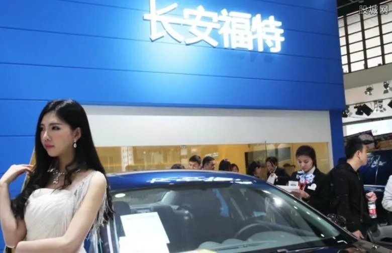 2017款全顺怎么样 福特全顺价格是多少？