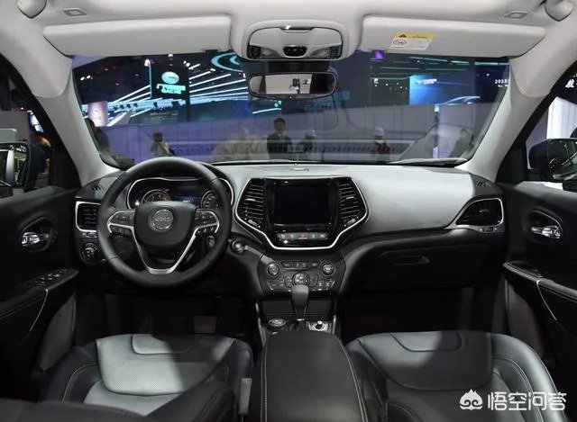 新款Jeep自由光正式上市，它还是最丑的前脸吗？