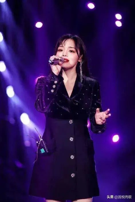 如何评价《歌手·当打之年》毛不易被黄霄云奇袭？