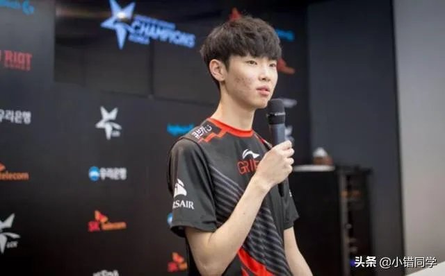 PDD复盘IG:我本来想买GRF中单,但这几局他老玩肉,有点裂开,Chovy值得入手吗?