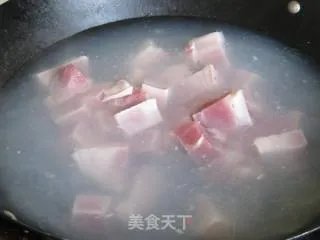 鹌鹑蛋红烧肉