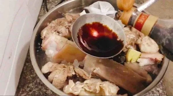 家常煮猪头的做法大全