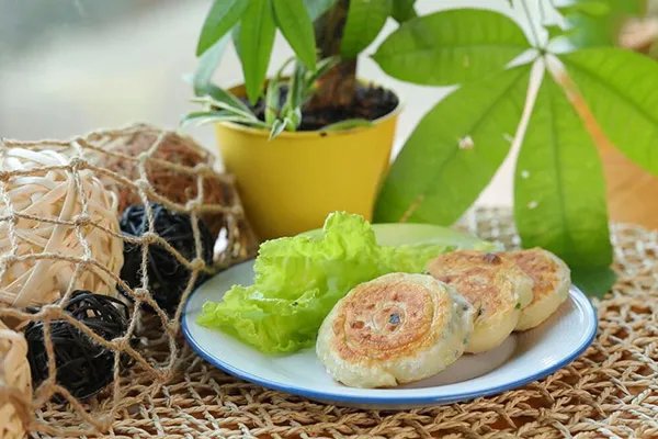 葱油饼的家常做法 葱油饼怎么做