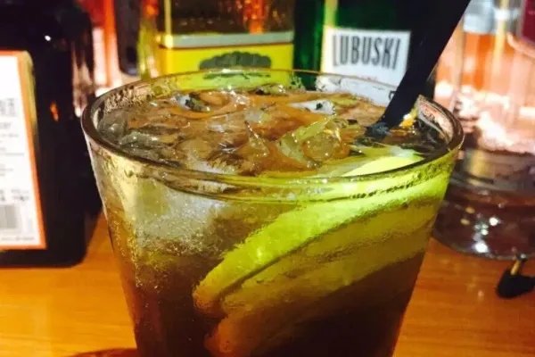 鸡尾酒会醉吗 一般不会