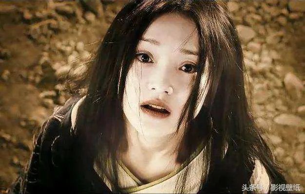 为什么瘦小的周迅出演过那么多的大美女却没有争议？