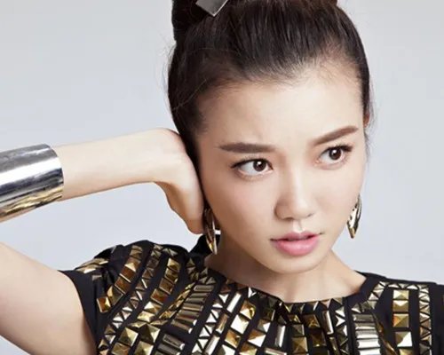 【图】于莎莎老公是谁 传与男友陈启恒结婚