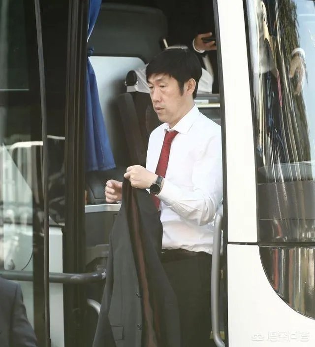 在世界范围内，高洪波是一个什么档次的教练？