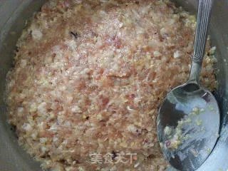 如何捏出漂亮的包子褶------仅供参考