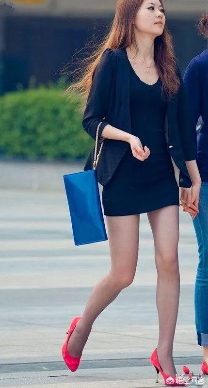 女人穿丝袜是什么感觉？