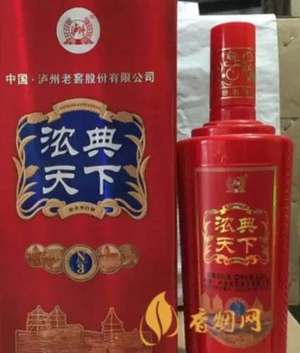 水天下白酒价格：从大环境、品牌、口感三方面探讨