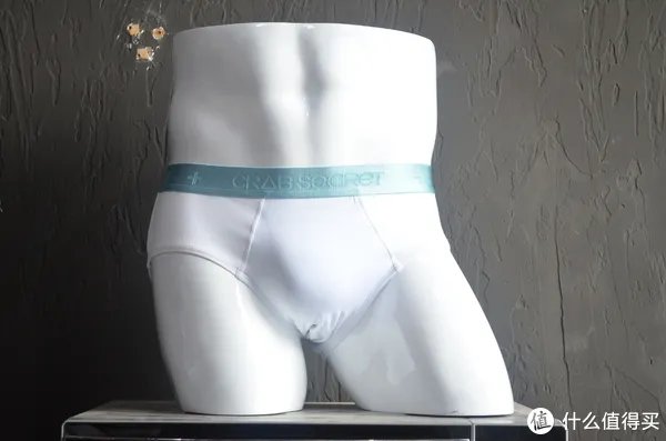 30-100元男士内裤系列测评 篇四：三角内裤测评 舒雅、优衣库、DA、蕉内、螃蟹秘密5款