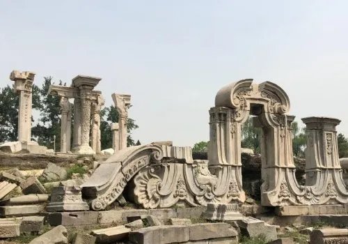 圆明园是否应该重建？说说你的观点及其原因！