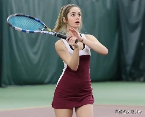 15岁的网球少女麦基瑞恩为何会迅速在美国蹿红呢？