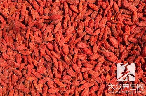 人参枸杞子泡水的功效有哪些呢？