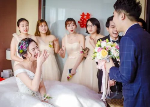 如何看出两人有夫妻相 有夫妻相意味着什么