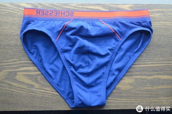 30-100元男士内裤系列测评 篇四：三角内裤测评 舒雅、优衣库、DA、蕉内、螃蟹秘密5款