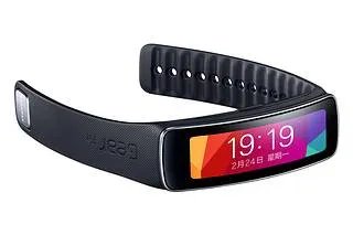SAMSUNG三星GEAR FIT智能手环国内上市