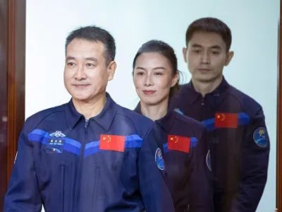 神舟十三号乘组两名航天员成功出舱，下一步的任务是什么？