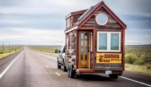 夫妻俩花30万买了个黑箱子，过上了所有人都羡慕的生活