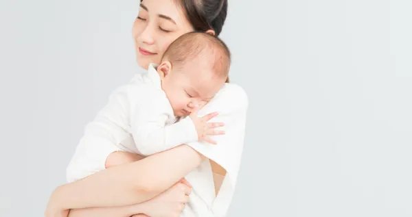 韩国生育率连续两年全球最低，为何现在的年轻人都不太愿意生养孩子？