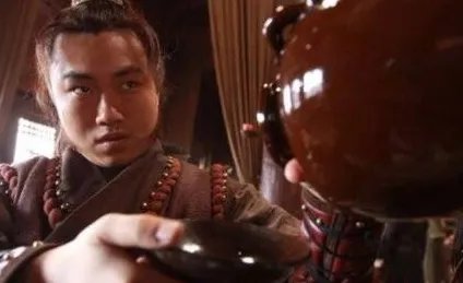 水浒传中邓飞的绰号是怎么来的?为何叫“火眼狻猊”？