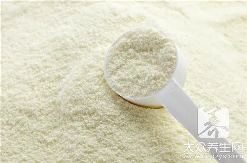 婴儿奶粉分几个阶段