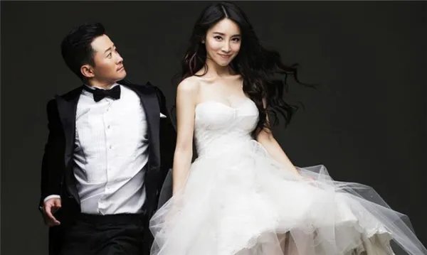 看吴京和老婆谢楠的相处日常，“直男”真的更多女生喜欢吗？