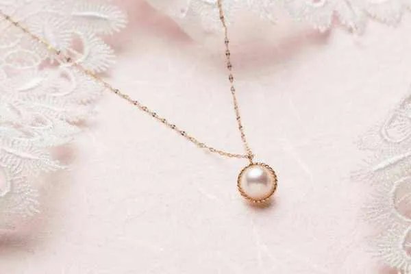 送个女性朋友礼物的排行榜是什么？