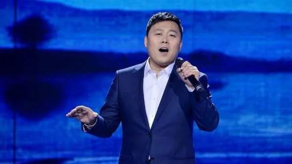 刘大成星光大道走红后，在北京买千万豪宅，他的真实身份是什么？