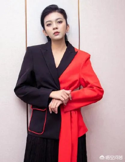 肖战谈莉娜到底有何恩怨？