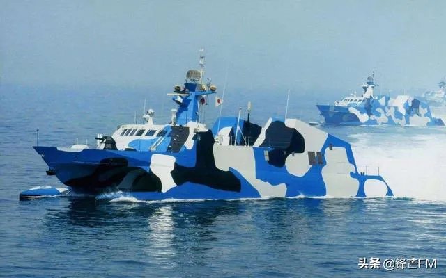 辽宁舰排水量6万多吨，055大驱才1万多吨，为何速度都是30节？