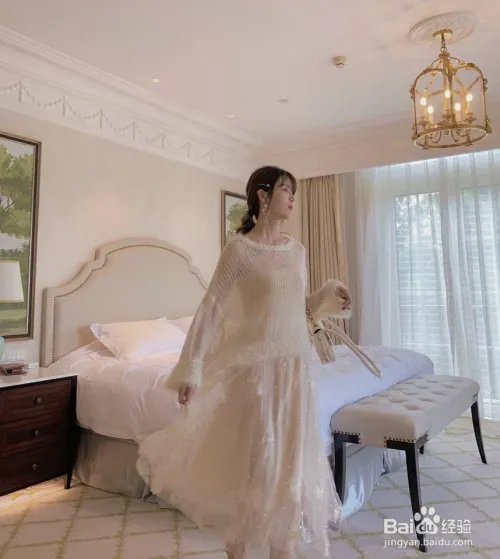 纱裙上面怎么搭配