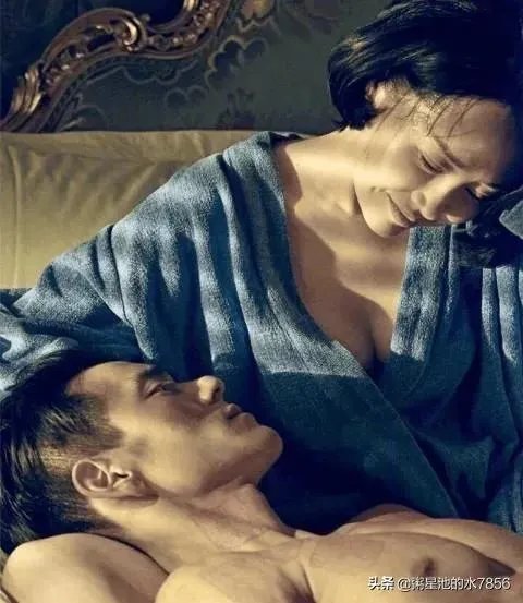 许晴是不是爱鲜肉，撩过张翰杨洋合作彭于晏，话剧还和肖战热吻？