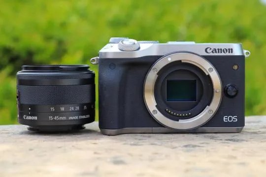 使用佳能微单M6是一种什么体验？