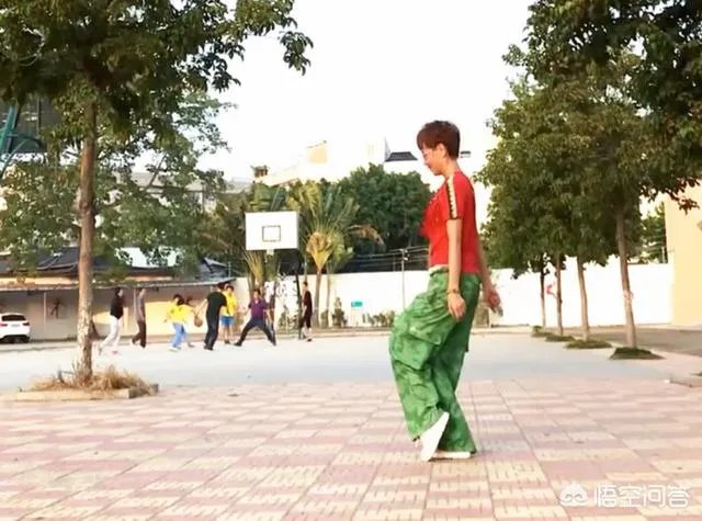 你都会跳哪些广场舞?
