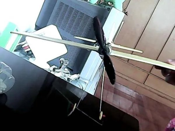 怎样制作滑翔机