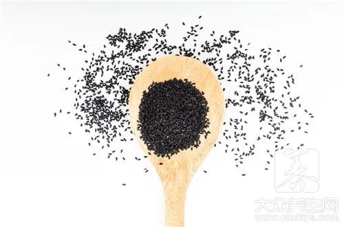  黑芝麻的功效与作用及食用方法是什么