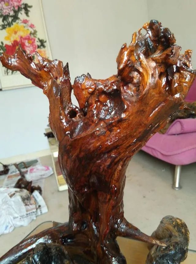 根雕的艺术价值在哪里？大型的根雕作品有哪些？